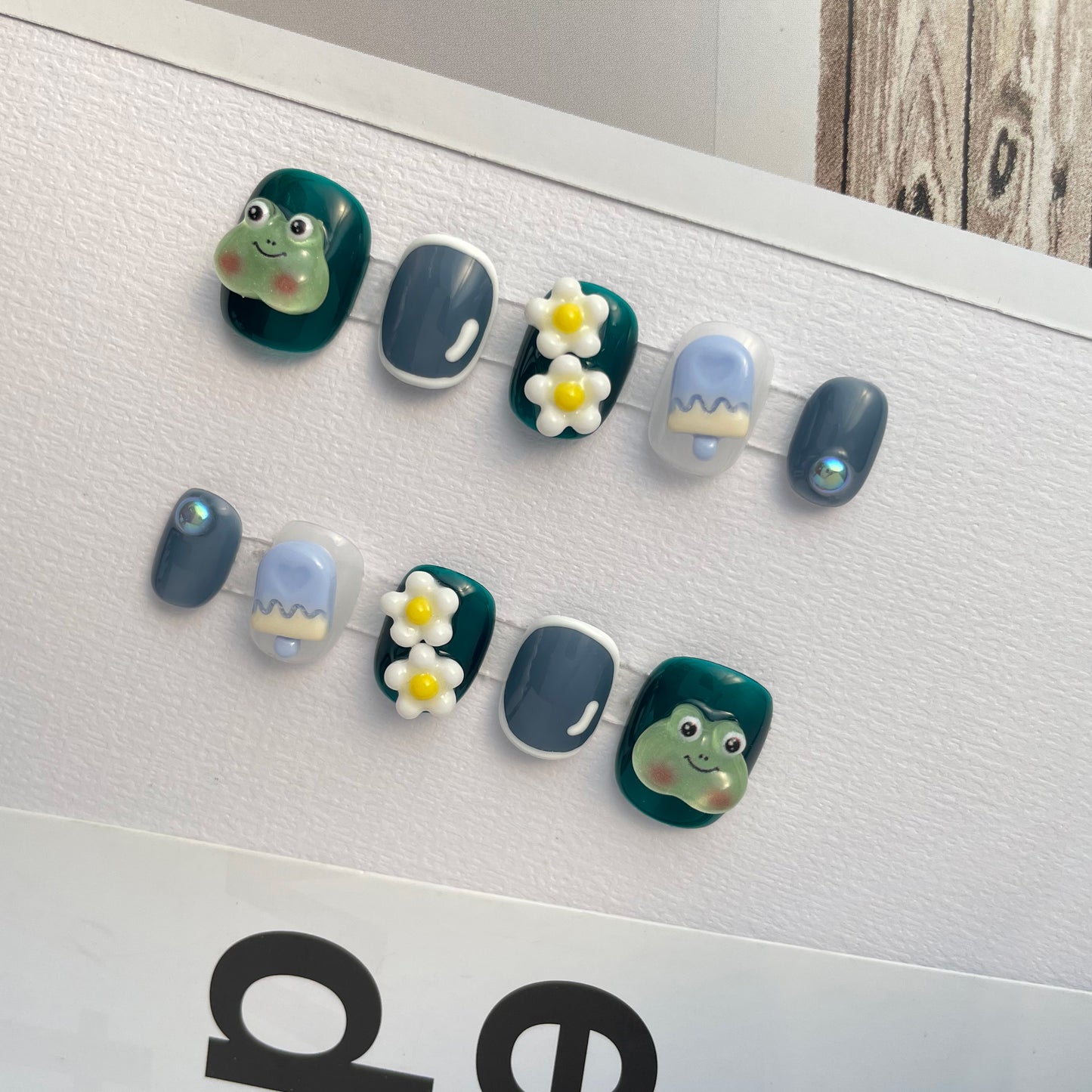115 Flower frog popsicle handmade 3D cartoon Press On Nails