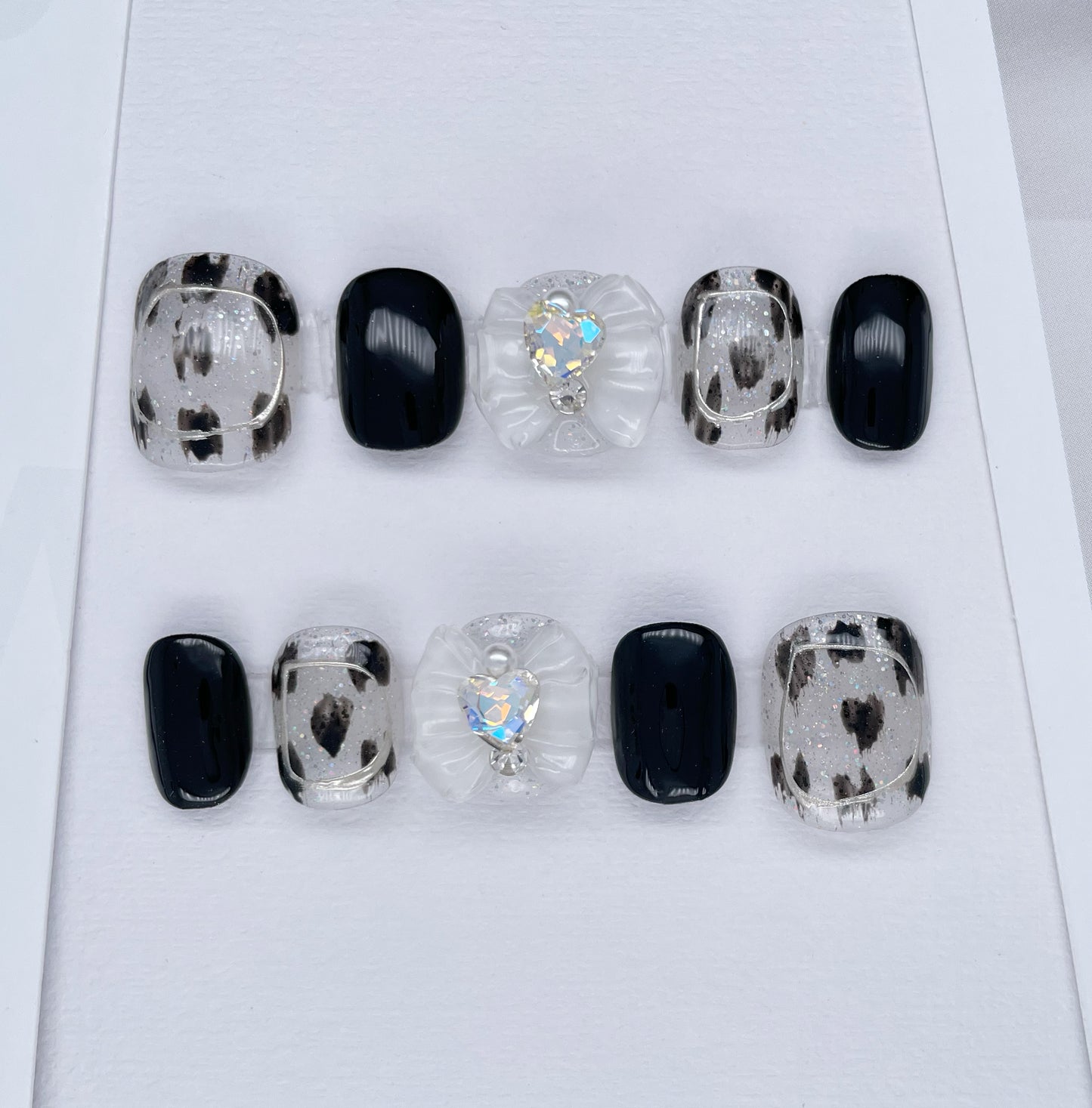 206 Crystal bow black leopard spot handmade 3D Press On Nails