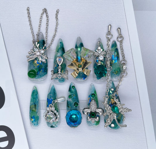 212 Luxury huge crystal bow emerald diamond butterfly silver chain handmade 3D Press On Nails