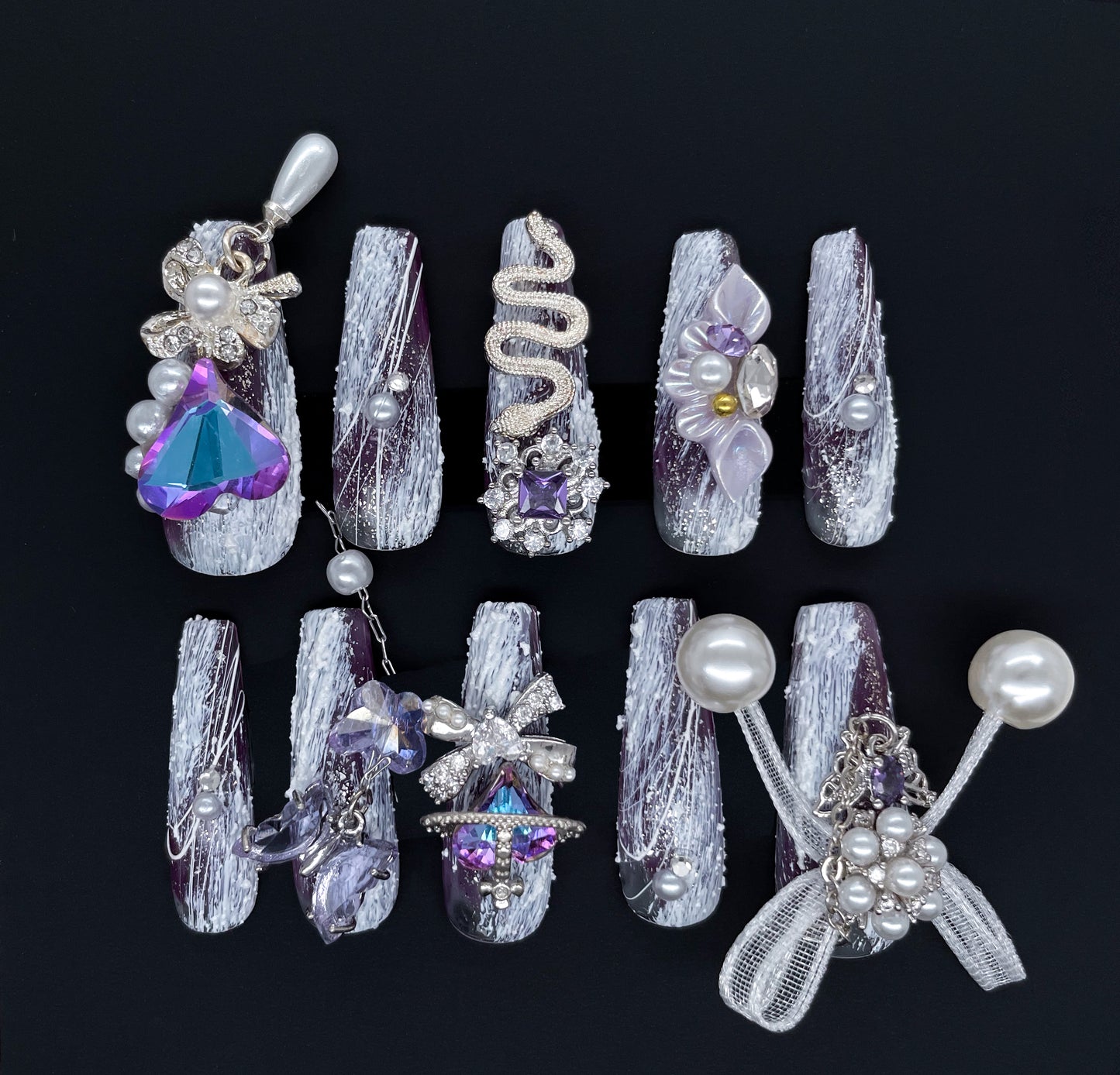 219 Luxury pearl decorated giant lace bow heart-shape diamond silver snake handmade 3D Press On Nails